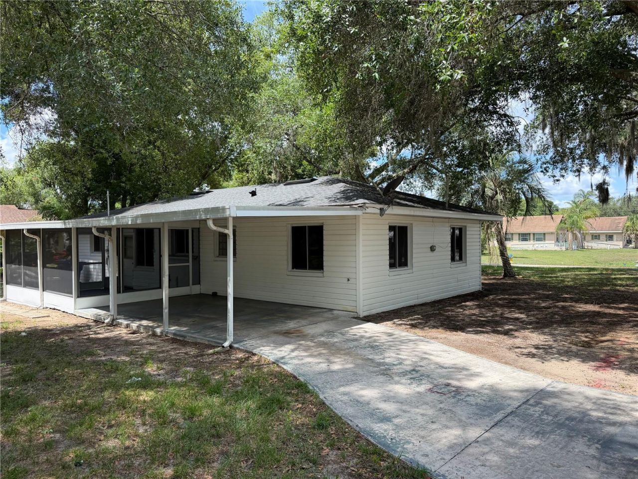 301 S Seminole Avenue , Minneola, FL 34715 Photo