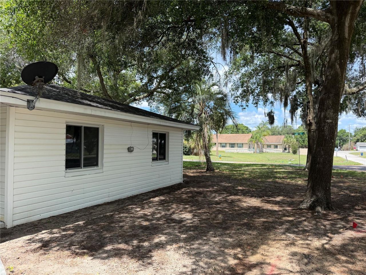 301 S Seminole Avenue , Minneola, FL 34715 Photo