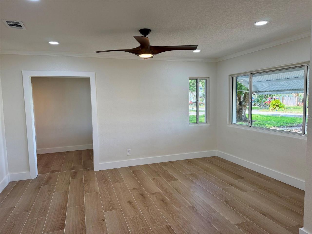 301 S Seminole Avenue , Minneola, FL 34715 Photo