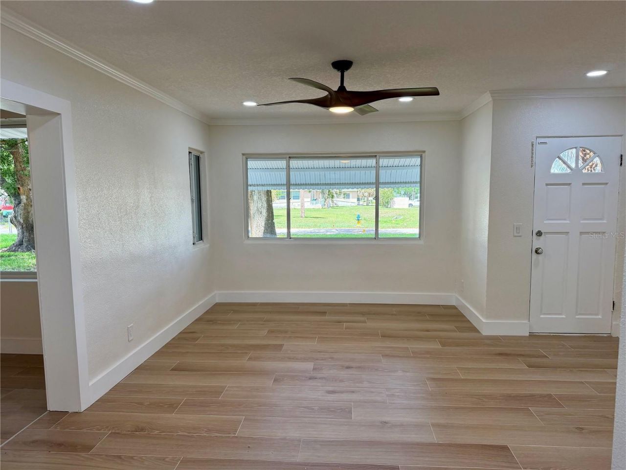 301 S Seminole Avenue , Minneola, FL 34715 Photo