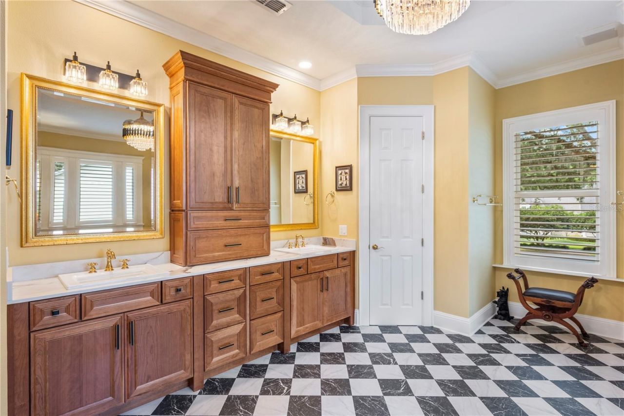 5009 Pleasure Island Road, Belle Isle, FL 32809 Photo
