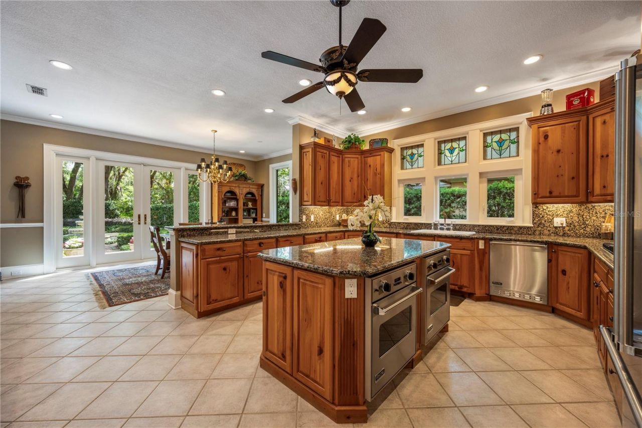 5009 Pleasure Island Road, Belle Isle, FL 32809 Photo