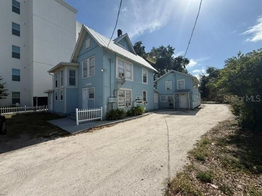 Property Image 4