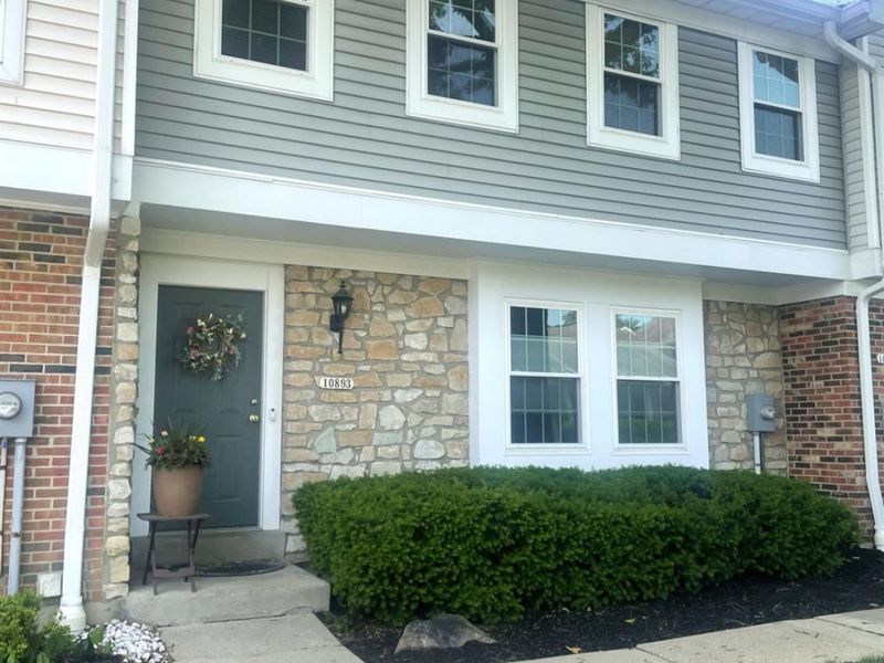 10893 Ponds Lane, Sycamore Township, OH 45242 Photo 2