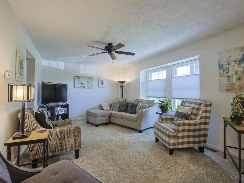 10893 Ponds Lane, Sycamore Township, OH 45242 Photo 6