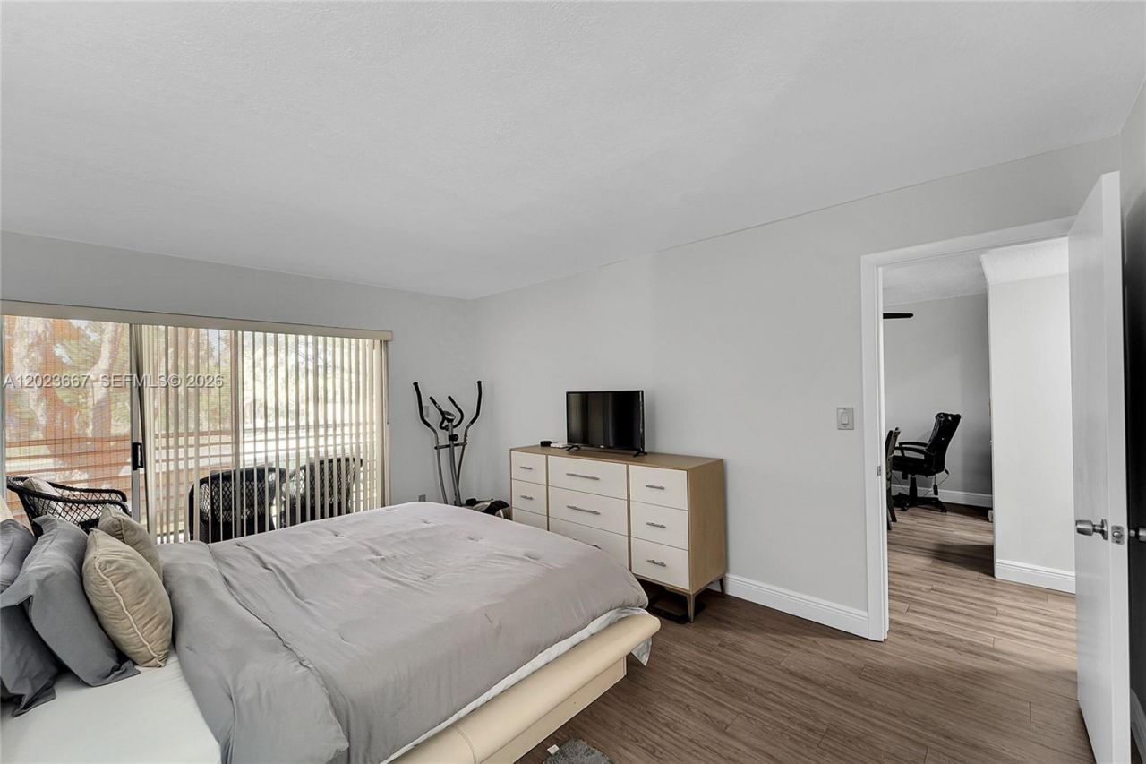 8405 NW 61st St, Unit D207, Tamarac, FL 33321 Photo