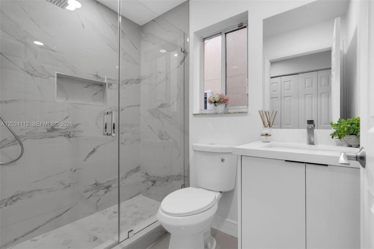 4366 Mahogany Ridge Dr , Weston, FL 33331 Photo