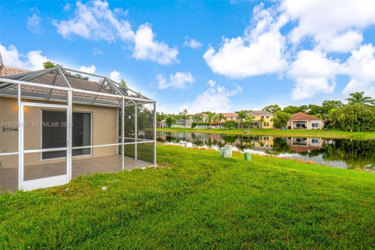 4366 Mahogany Ridge Dr , Weston, FL 33331 Photo