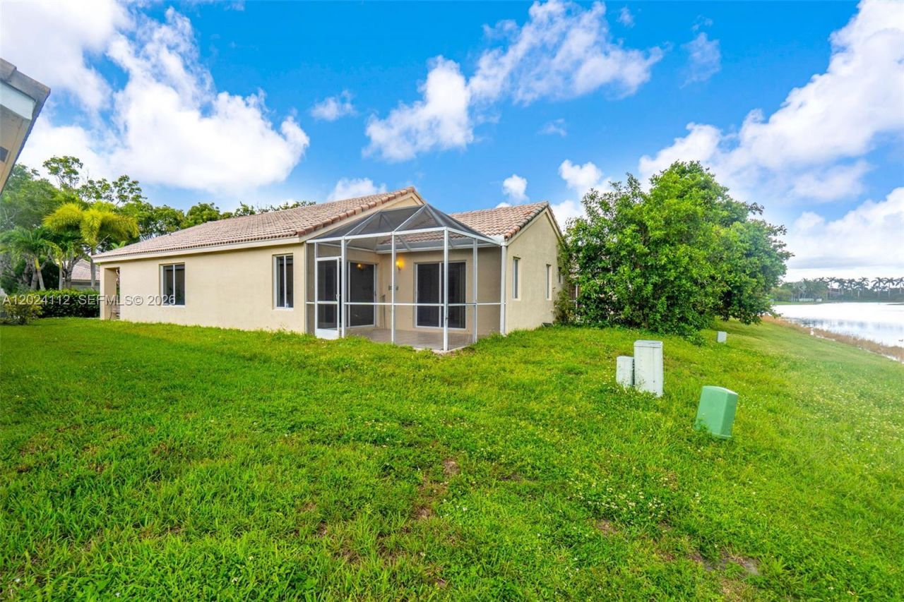 4366 Mahogany Ridge Dr , Weston, FL 33331 Photo