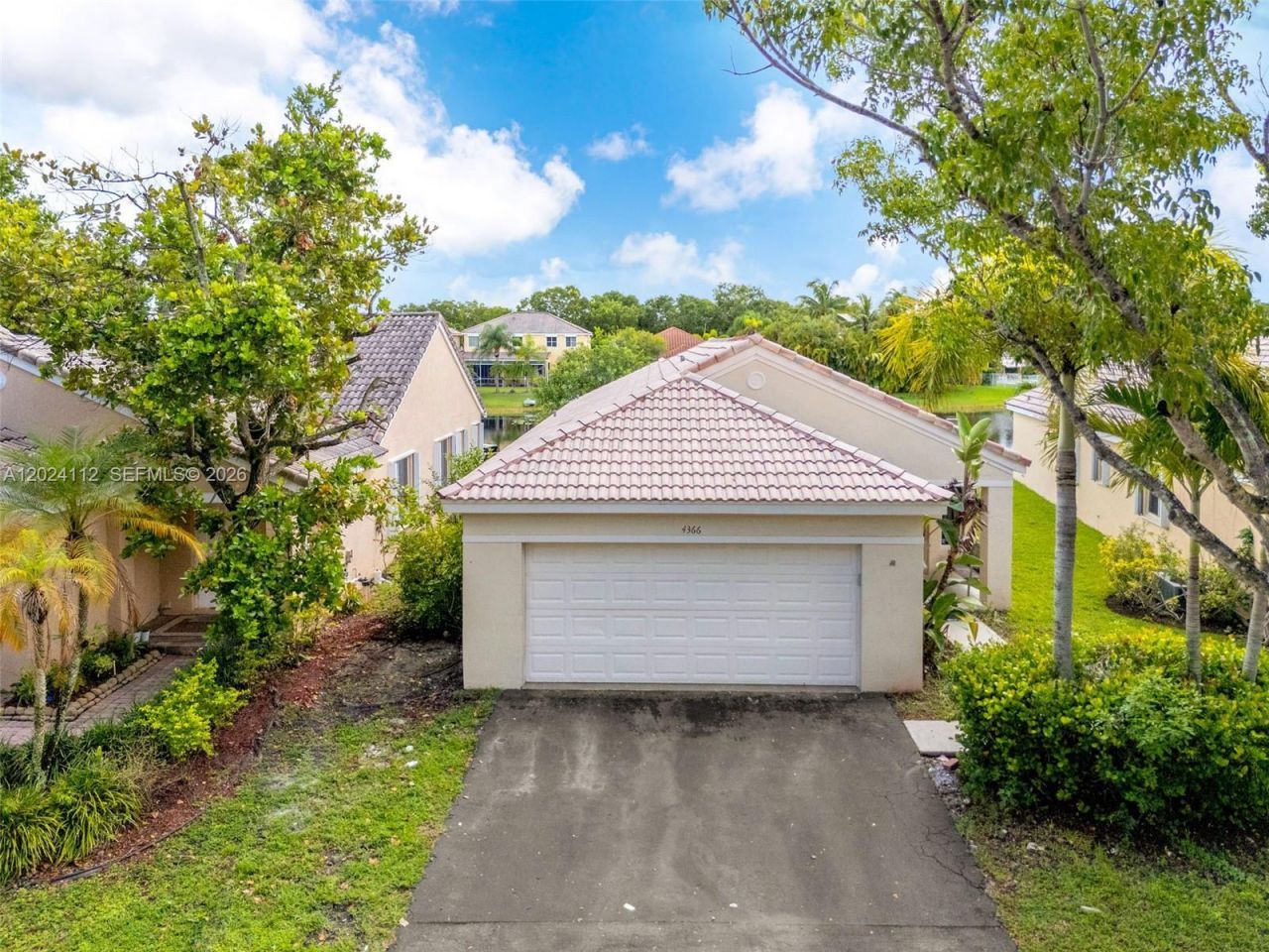 4366 Mahogany Ridge Dr , Weston, FL 33331 Photo