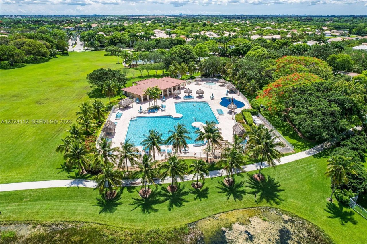 4366 Mahogany Ridge Dr , Weston, FL 33331 Photo