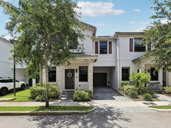 1526 SW 29th St , Fort Lauderdale, FL 33315