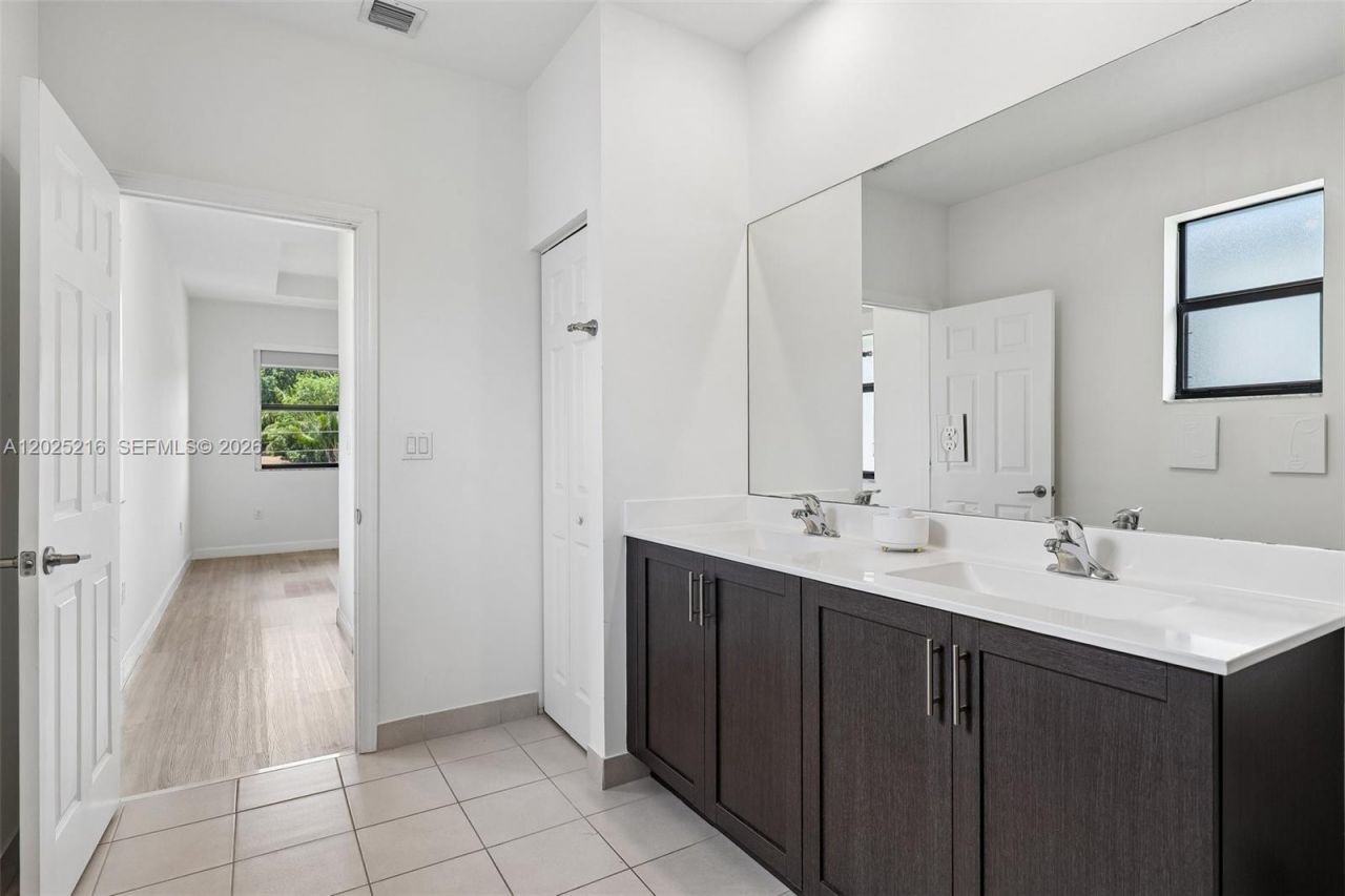 1526 SW 29th St , Fort Lauderdale, FL 33315 Photo