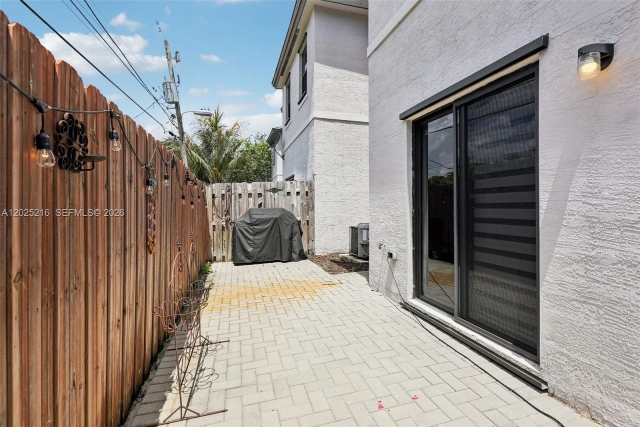 1526 SW 29th St , Fort Lauderdale, FL 33315 Photo