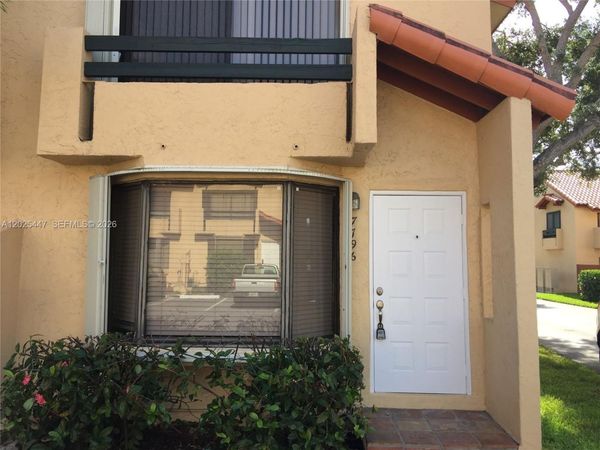 7796 SW 102nd Ln , Miami, FL 33156