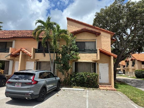7796 SW 102nd Ln , Miami, FL 33156