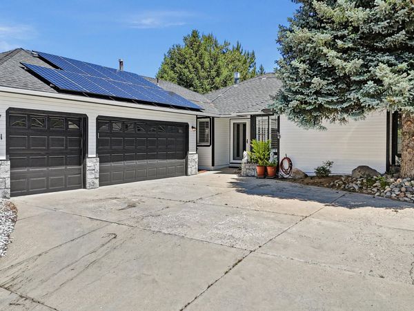 3531 Smoketree Avenue, Carson City, NV 89705