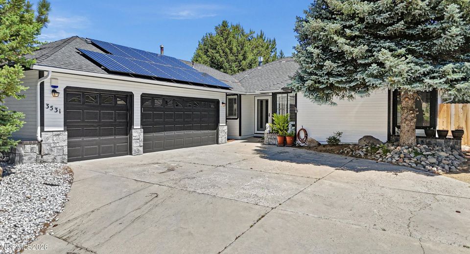 3531 Smoketree Avenue, Carson City, NV 89705 Photo