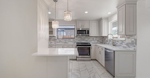 3531 Smoketree Avenue, Carson City, NV 89705 Photo
