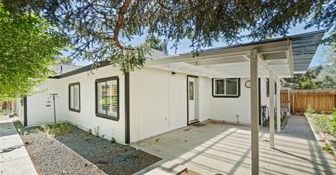 3531 Smoketree Avenue, Carson City, NV 89705 Photo