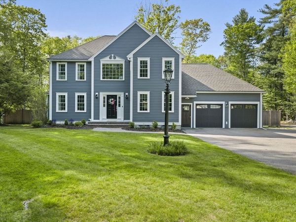 4 Bruce Rd, Holbrook, MA 02343