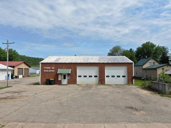 120 W Charles STREET, Readstown, WI 54652