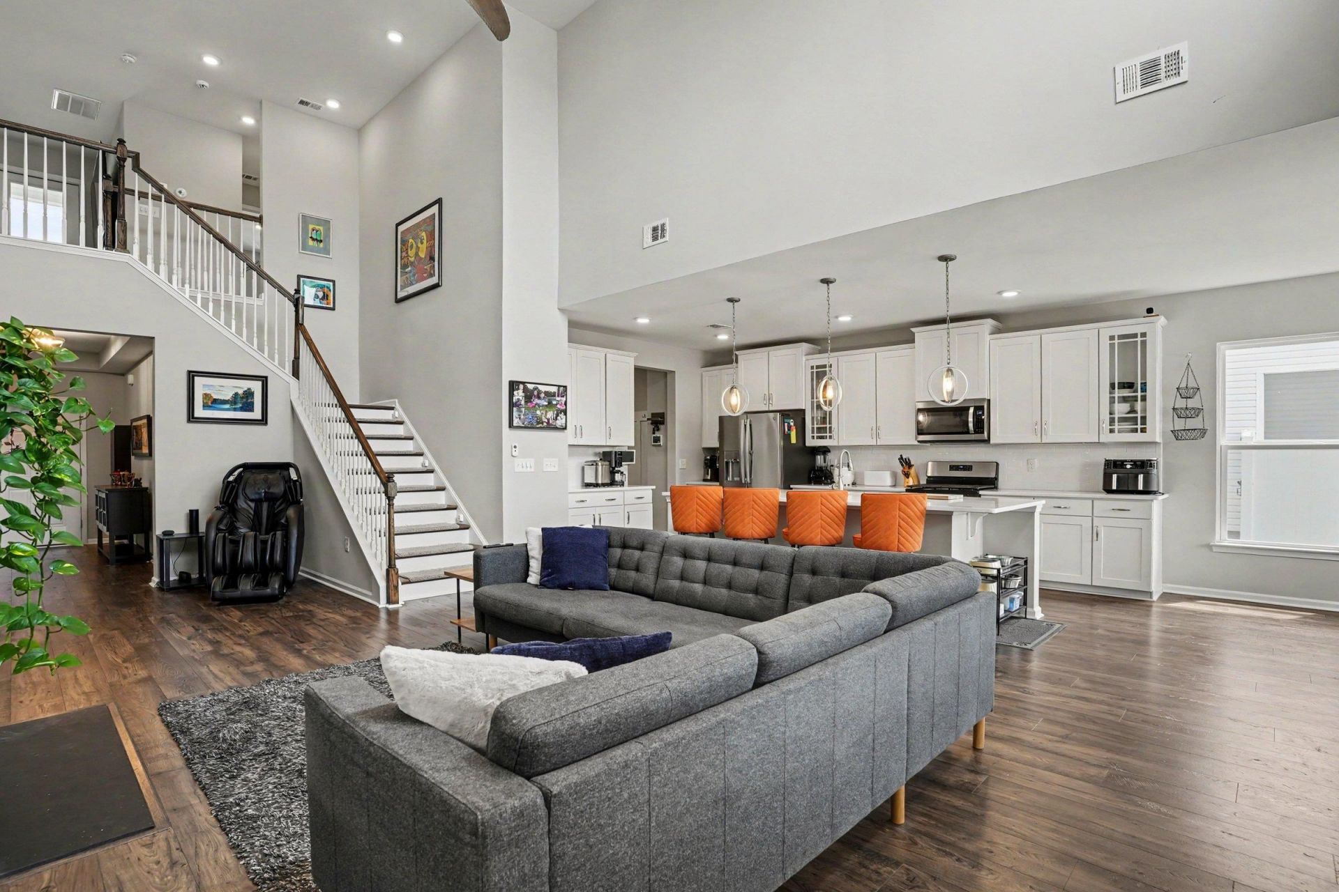 2588 Brescia St.  Photo 8
