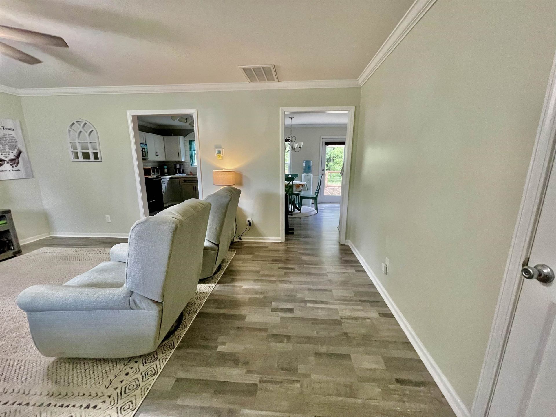 101 Winding Path Dr.  Photo 6