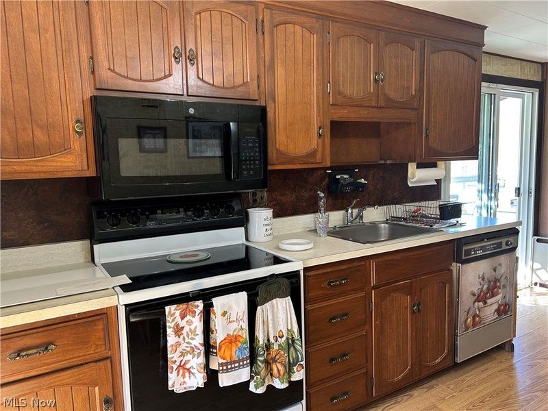 3345 Stine Road, Zanesville, OH 43701 Photo 8