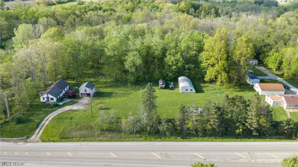 9000 E Lincoln Way , Orrville, OH 44667