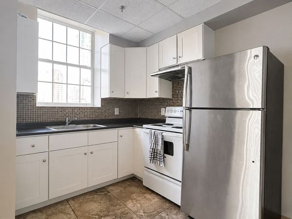 72 Kneeland, Unit 503, Boston, MA 02111