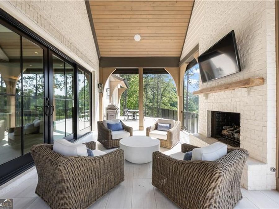 Property Image 32