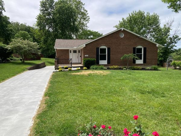 5569 Goldcrest Drive, Green Twp, OH 45238