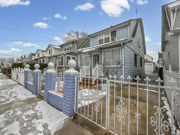 19028 118th Avenue , Saint Albans, NY 11412