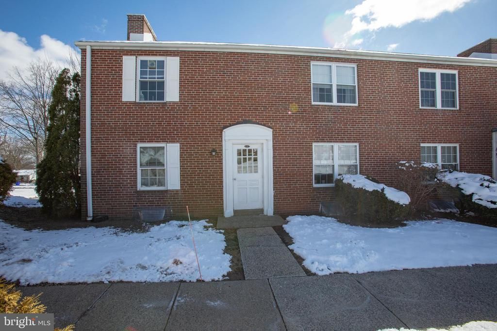 200 Maplewood Drive , Unit B3, Pottstown, PA 19464 Main Photo