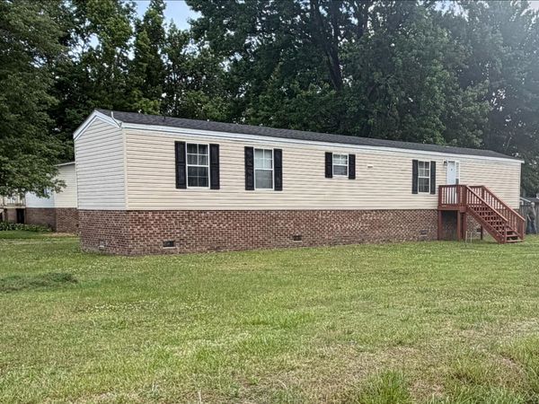 484 Harbinger Street , Belhaven, NC 27810