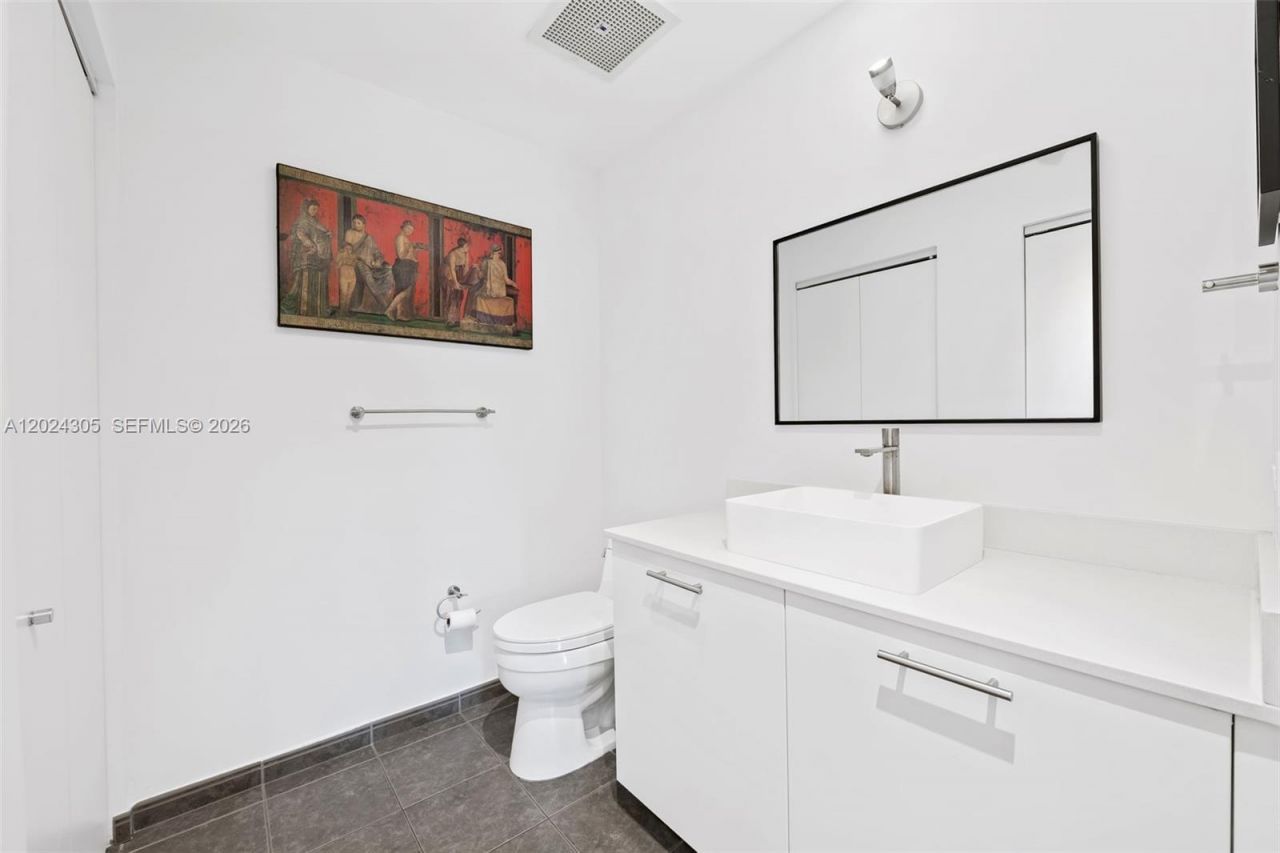 3470 E Coast Ave, Unit H0301, Miami, FL 33137 Photo