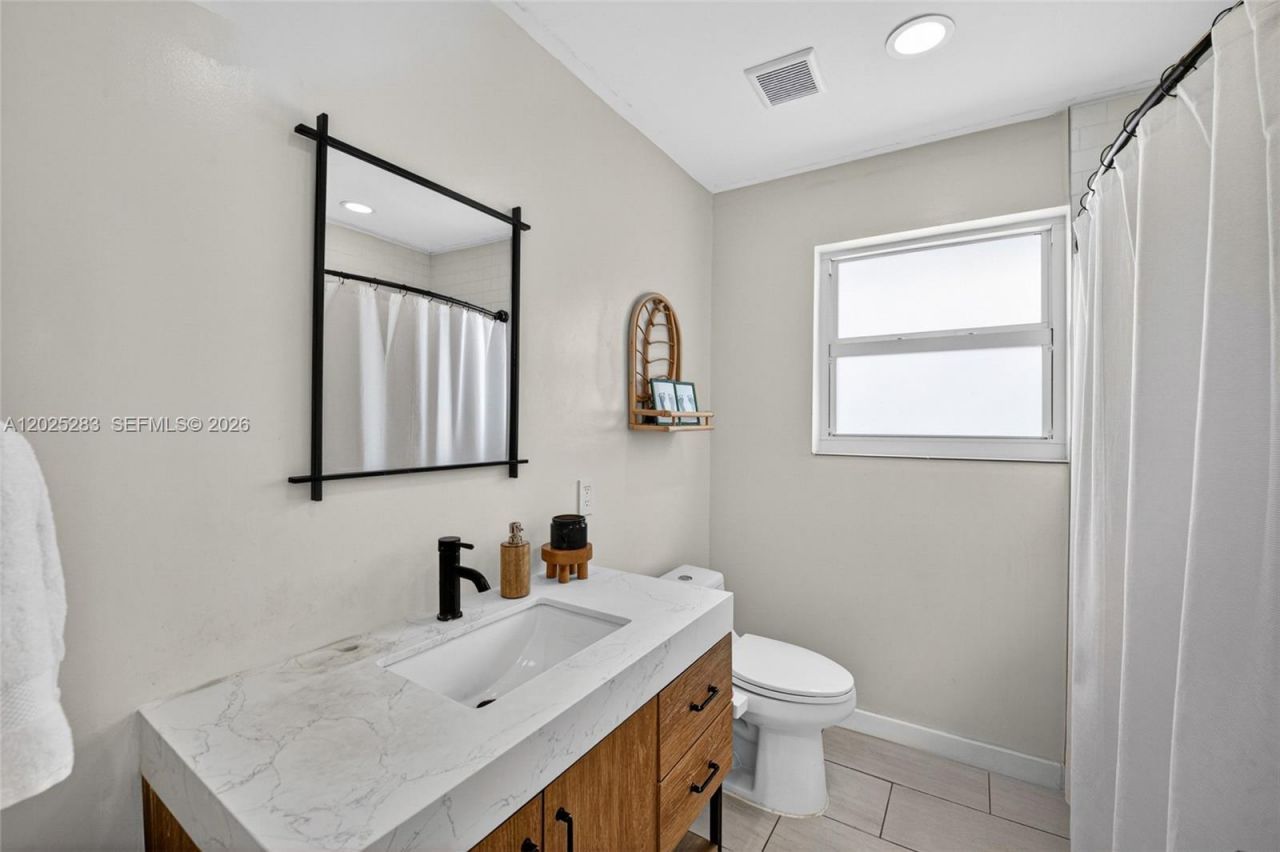 410 SW 55th Ave, Plantation, FL 33317 Photo