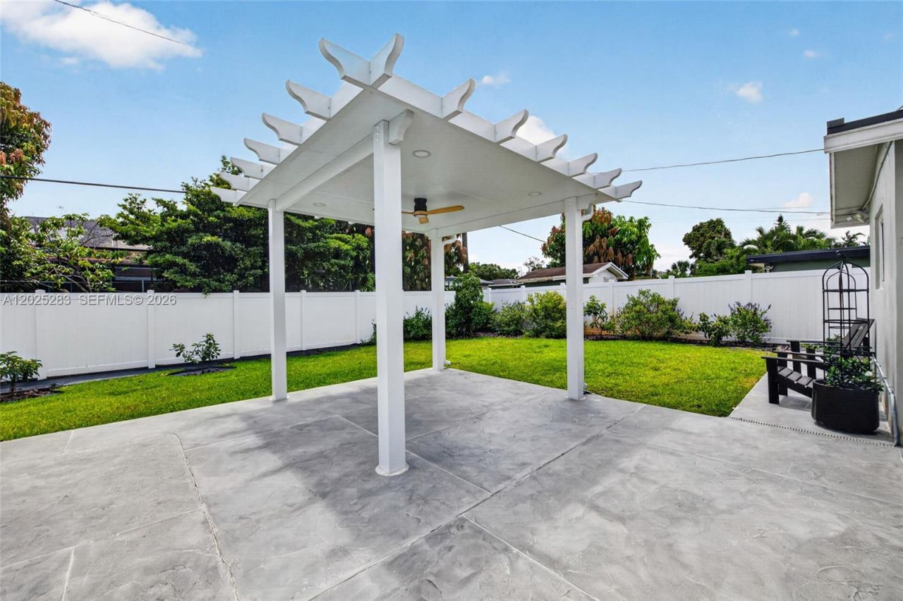410 SW 55th Ave, Plantation, FL 33317 Photo