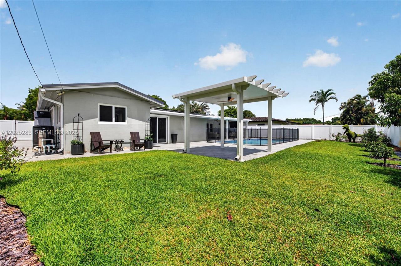410 SW 55th Ave, Plantation, FL 33317 Photo