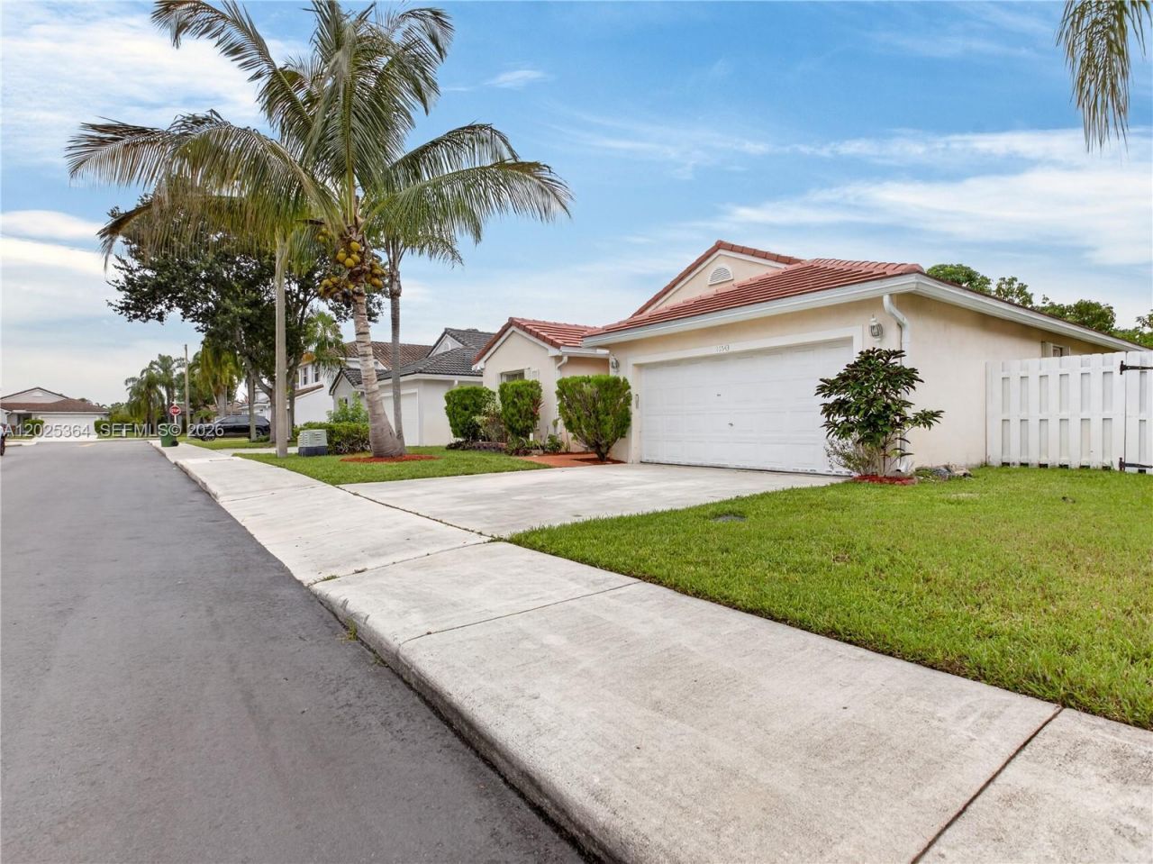 16543 NW 5th Ct, Pembroke Pines, FL 33028 Photo