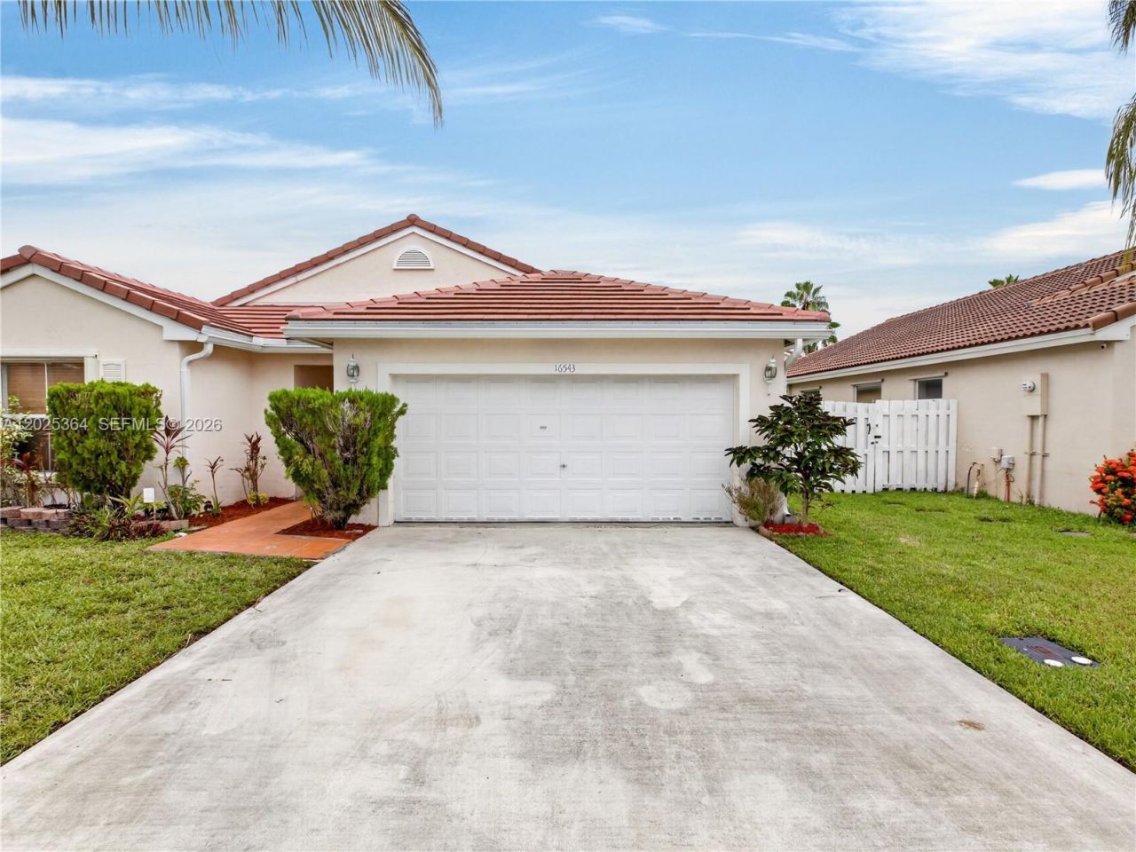 16543 NW 5th Ct, Pembroke Pines, FL 33028 Photo
