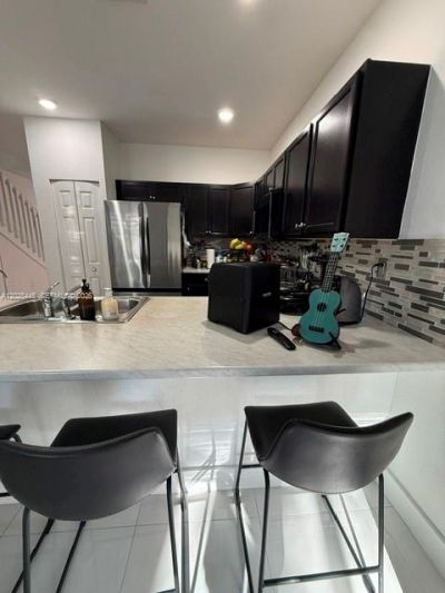 9286 W 33rd Ln, Hialeah, FL 33018 Photo