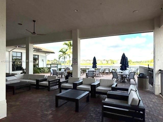 9286 W 33rd Ln, Hialeah, FL 33018 Photo