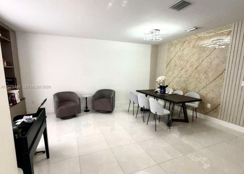 9286 W 33rd Ln, Hialeah, FL 33018 Photo