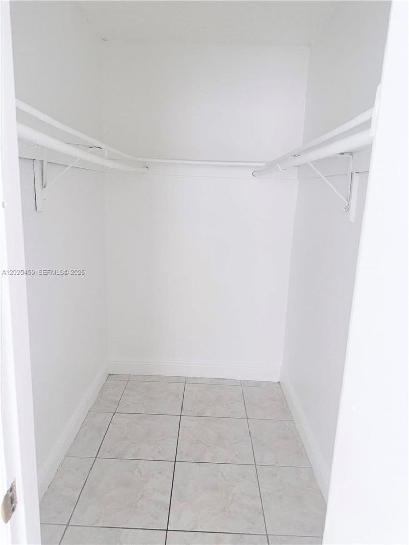 615 NW 177th St , Unit 104, Miami Gardens, FL 33169 Photo