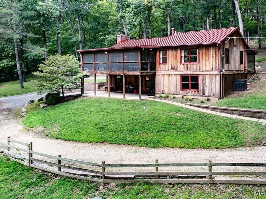 Property Image 4