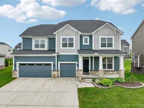 53217 Bay Laurel Lane , South Lyon, MI 48178
