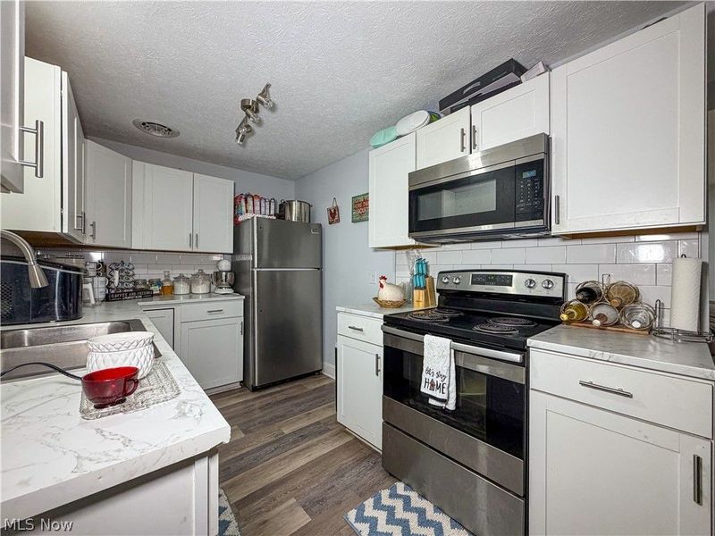 4615 Harrison Avenue NW, Canton, OH 44709 Photo 10