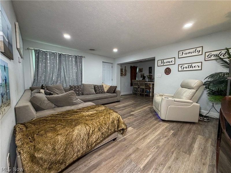 4615 Harrison Avenue NW, Canton, OH 44709 Photo 5